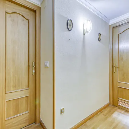 Apartment Beautiful With View Roses